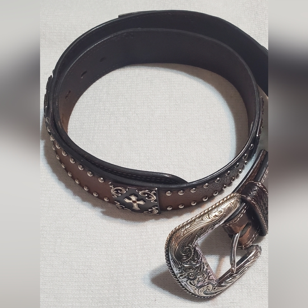 Ranger Brown Leather Belt with Intricate Silver Buckle And Cross Accents. Sz 36